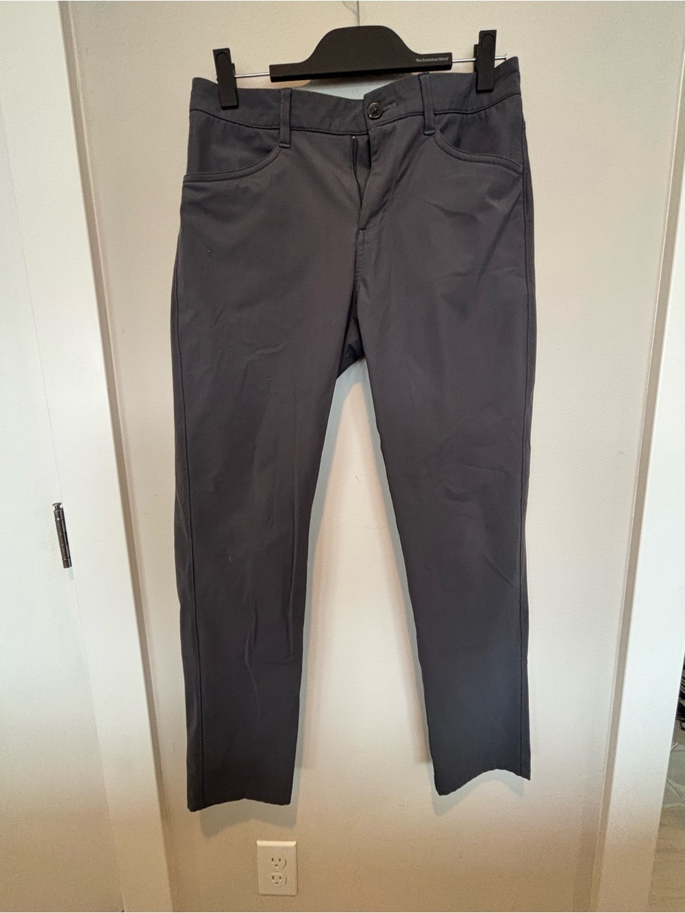 Vuori Men's Dark Gray Slim Chinos